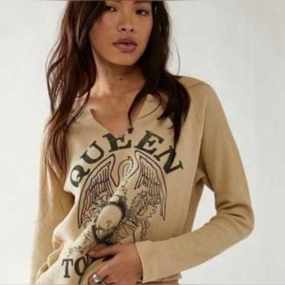 Daydreamer Free People Queen Tour 75 Thermal Khaki Taupe V-Neck Top S NEW